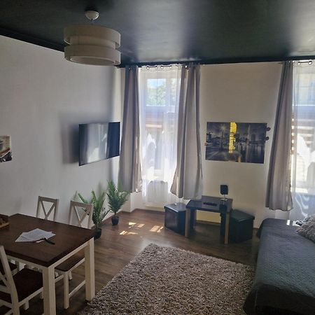 Appartamento Apartament Azyl Przemyśl Esterno foto