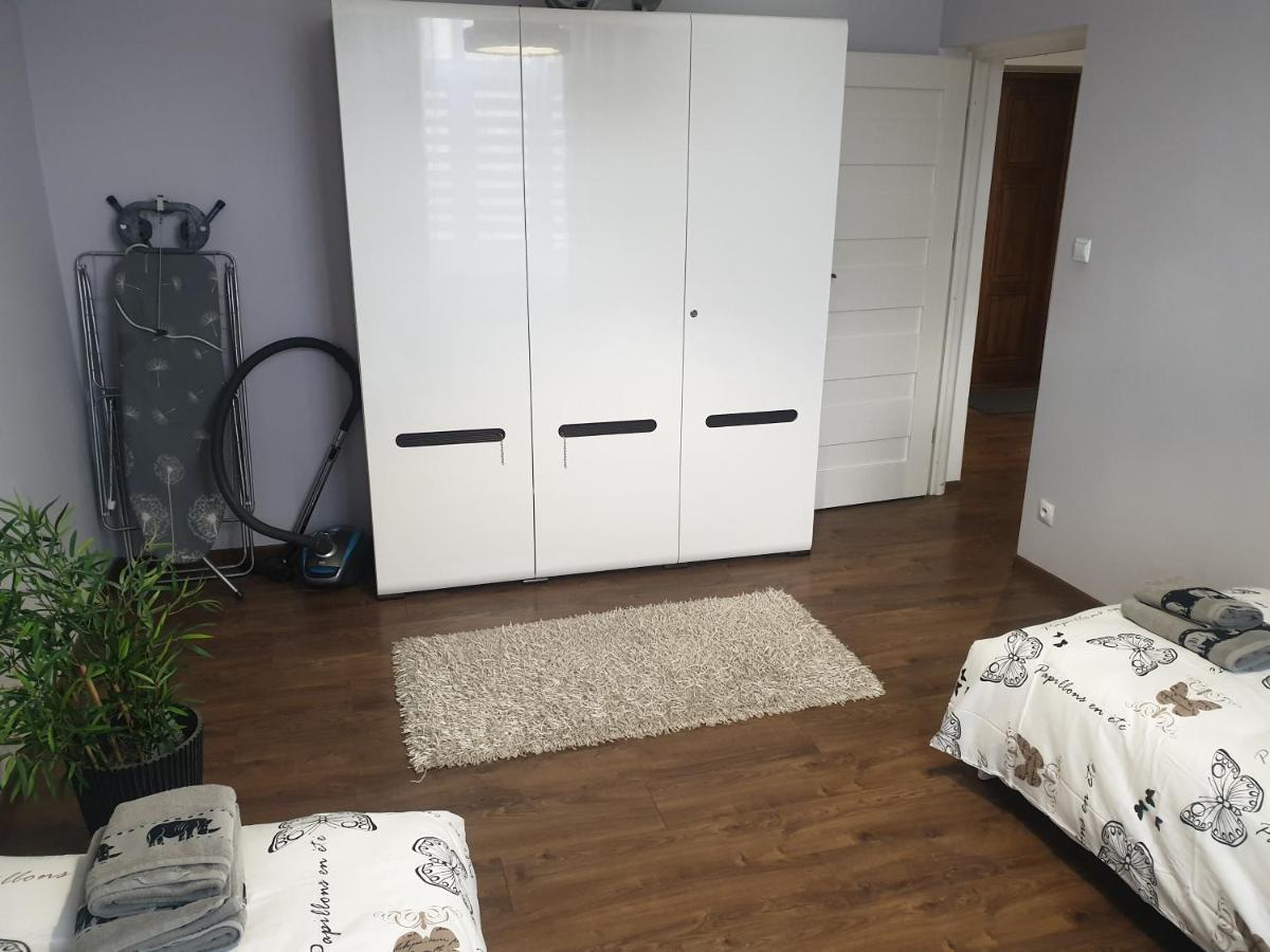 Appartamento Apartament Azyl Przemyśl Esterno foto